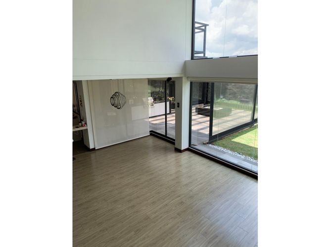 Casa de 5 alcobas en arriendo en Pueblo Viejo, Cota, 220 m² · foto 9 de 24