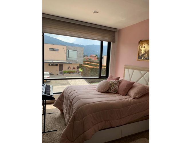 Casa de 5 alcobas en arriendo en Pueblo Viejo, Cota, 220 m² · foto 20 de 24