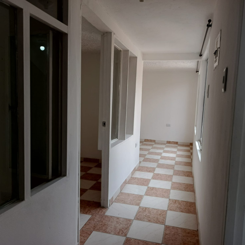 Casa en venta en Floralia I Sector, Bogotá · foto 5 de 24