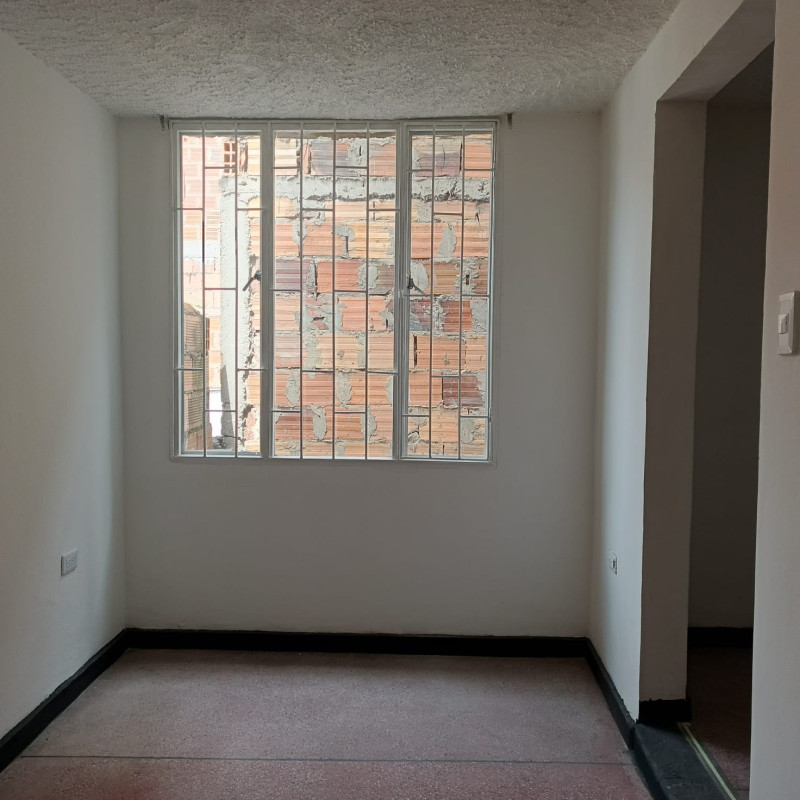 Casa en venta en Floralia I Sector, Bogotá · foto 16 de 24