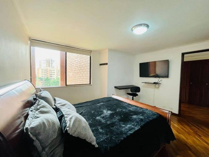 Apartamento en venta en El Poblado, Medellín · foto 16 de 24