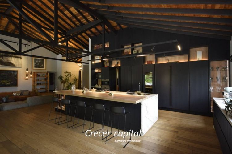 Casa de 4 alcobas en venta en Las Lomas, Medellín, 1105 m² · foto 11 de 24