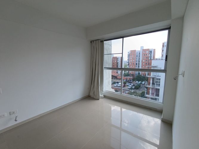 Apartamento de 3 alcobas en venta en Bochalema, Cali, 82 m² · foto 5 de 23