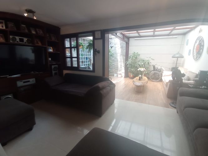 Casa de 5 alcobas en venta en El Guabito, Cali, 226 m² · foto 3 de 24