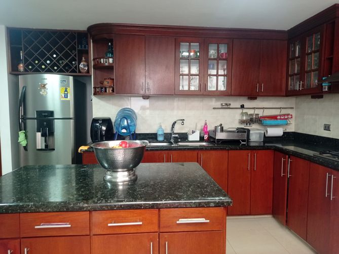 Casa de 5 alcobas en venta en El Guabito, Cali, 226 m² · foto 7 de 24