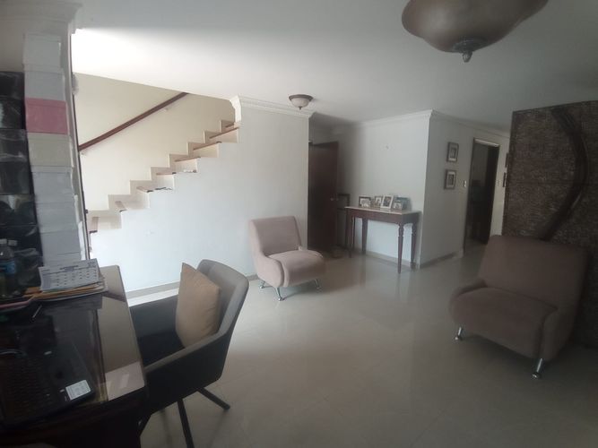 Casa de 5 alcobas en venta en El Guabito, Cali, 226 m² · foto 14 de 24