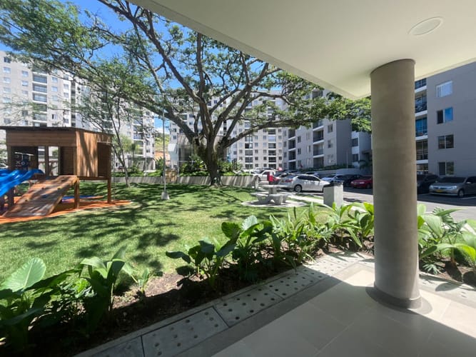 Apartamento de 2 alcobas en venta en Arroyohondo, Yumbo, 70 m² · foto 23 de 24
