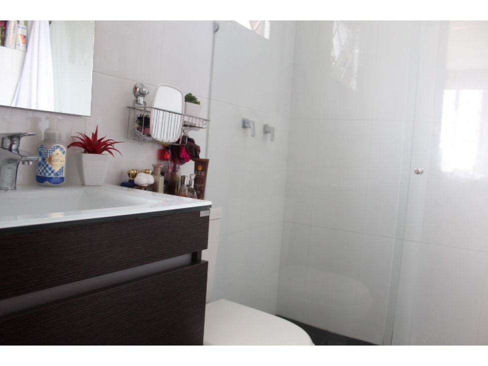Apartamento en venta en Cedritos, Bogotá · foto 8 de 13