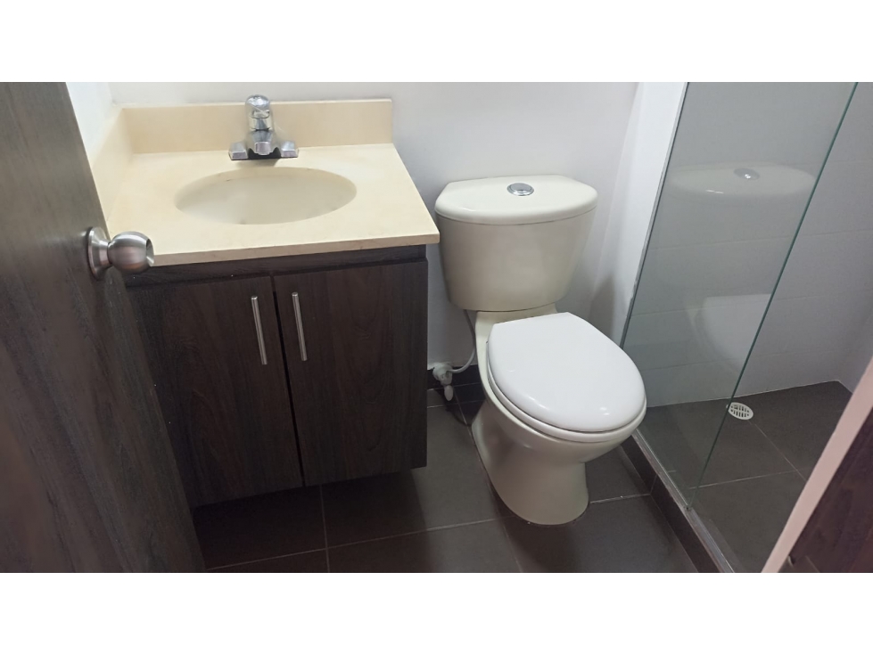 Apartamento en arriendo en Los Colegios, Rionegro · foto 16 de 18