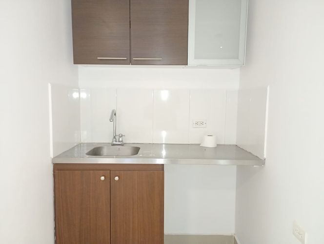 Oficina en arriendo en El Poblado, Medellín, 148 m² · foto 12 de 13