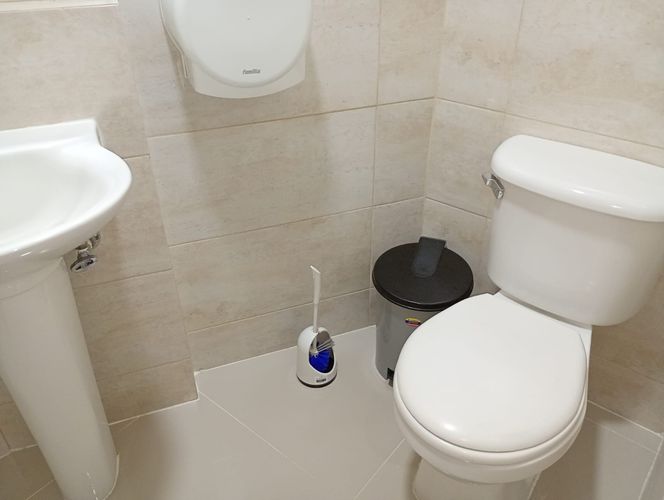 Oficina en arriendo en El Poblado, Medellín, 148 m² · foto 10 de 13