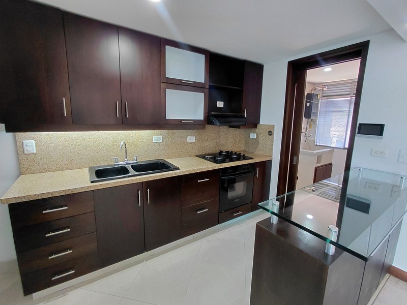 Apartamento en arriendo en Laureles, Medellín · foto 5 de 18