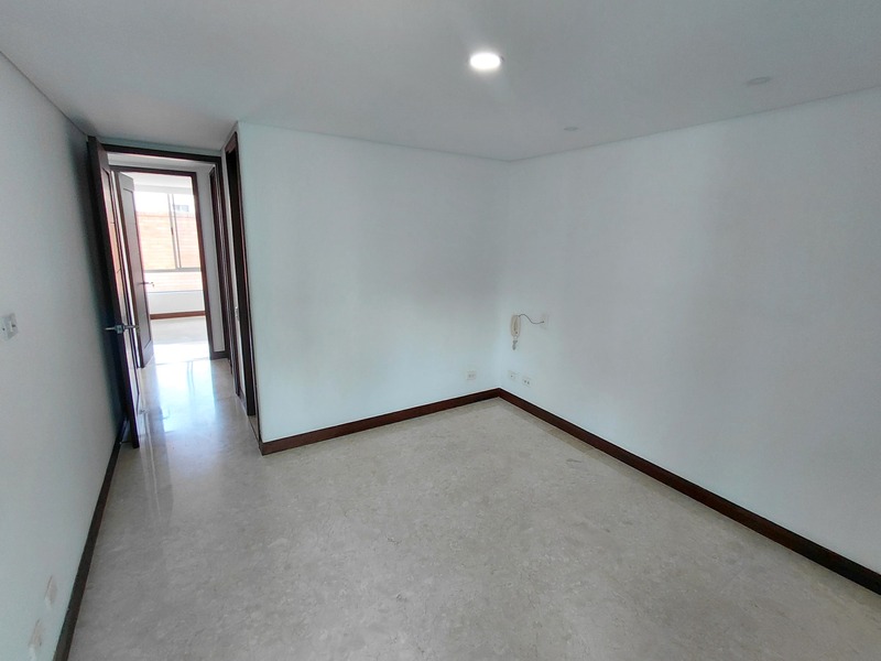 Apartamento en arriendo en Laureles, Medellín · foto 7 de 18