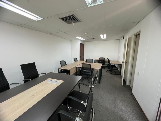 Oficina en arriendo en El Poblado, Medellín, 36 m² · foto 4 de 12