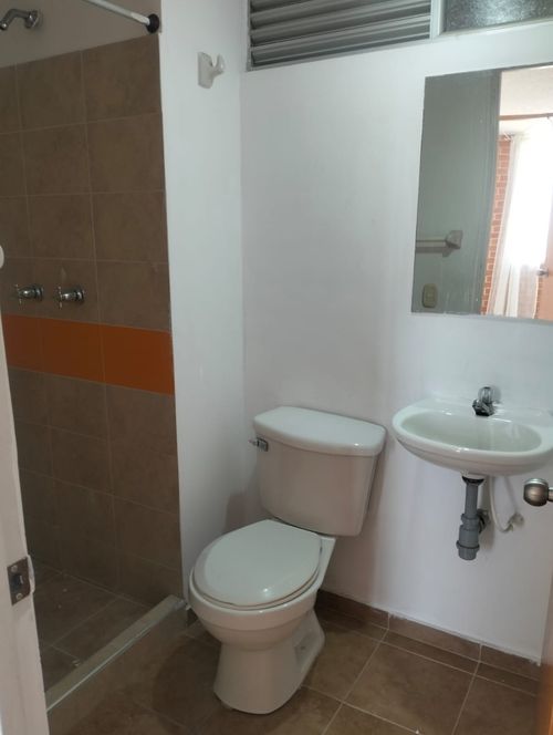 Apartamento de 3 alcobas en venta en Uaecd 007, Soacha, 55 m² · foto 7 de 15