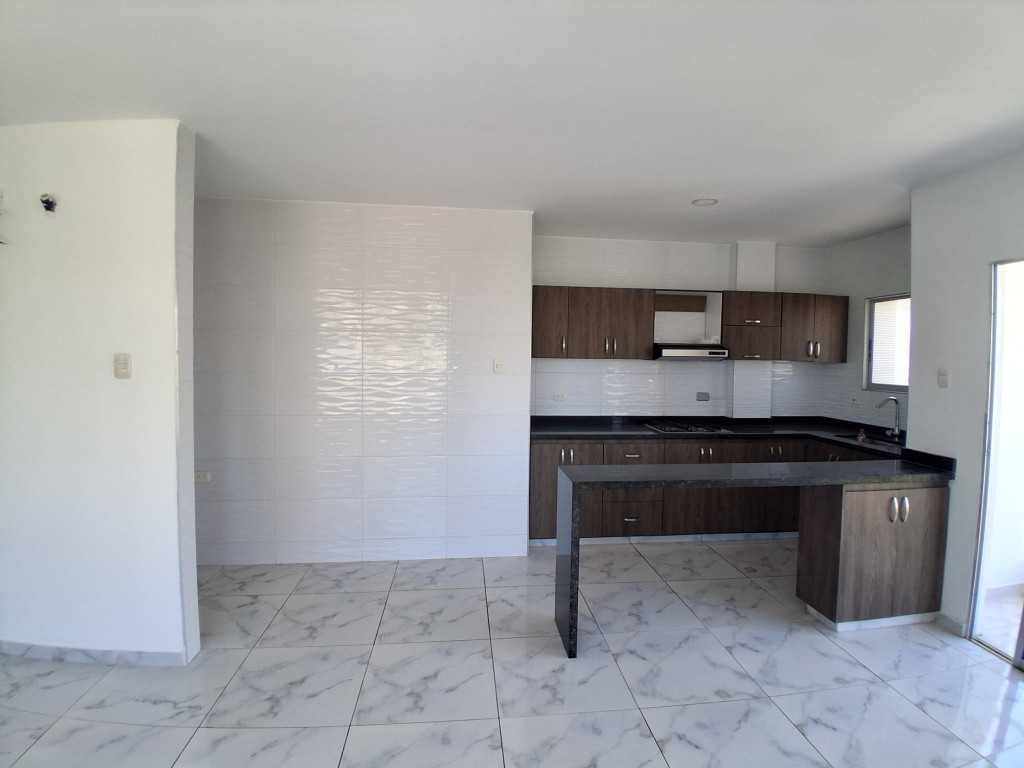 Apartamento en arriendo en El Golf, Barranquilla · foto 4 de 19