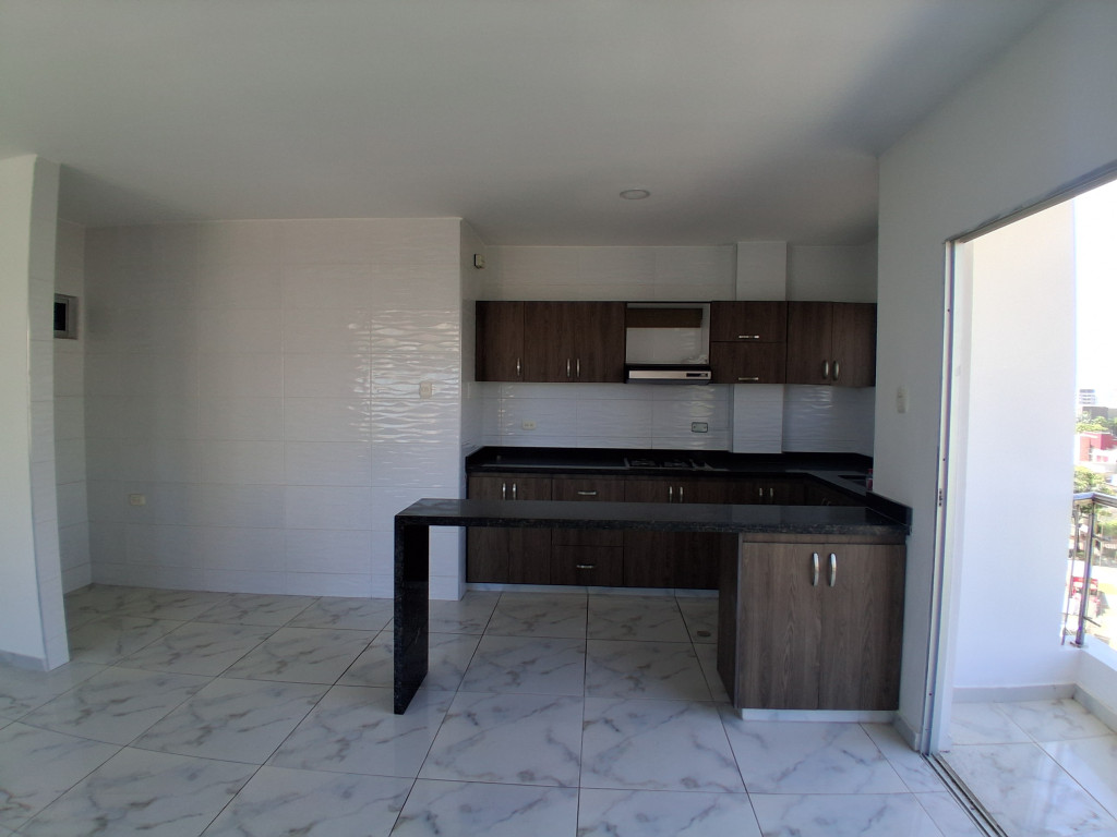 Apartamento en arriendo en El Golf, Barranquilla · foto 6 de 19