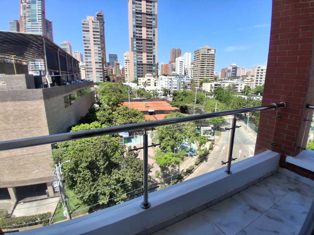 Apartamento en arriendo en El Golf, Barranquilla · foto 7 de 19