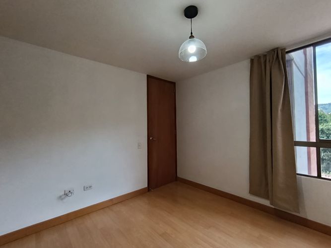 Apartamento de 2 alcobas en arriendo en El Poblado, Medellín, 83 m² · foto 13 de 15