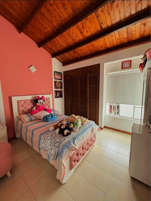 Casa de 4 alcobas en venta en El Bosque, Floridablanca, 100 m² · foto 2 de 9