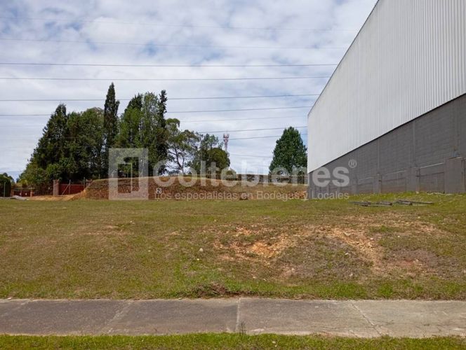 Lote en venta en La Mosquita, Guarne, 2345 m² · foto 9 de 13