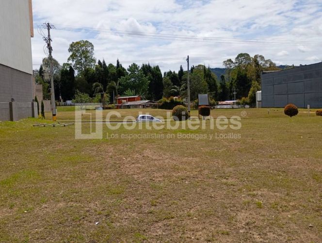 Lote en venta en La Mosquita, Guarne, 2345 m² · foto 13 de 13