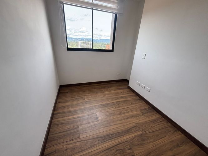 Apartamento de 3 alcobas en arriendo en Rionegro, 66 m² · foto 5 de 10
