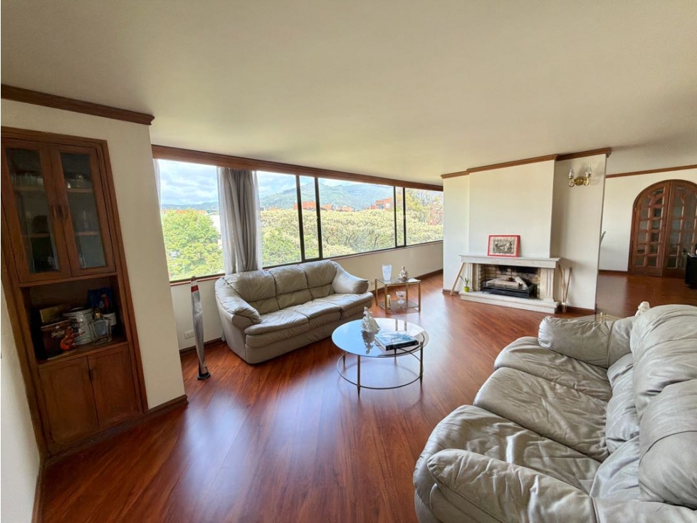 Apartamento en venta en Chicó Navarra, Bogotá · foto 2 de 16