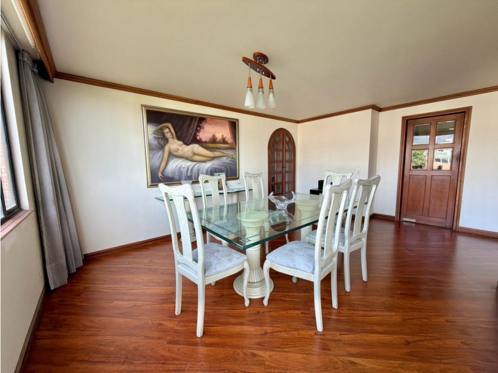 Apartamento en venta en Chicó Navarra, Bogotá · foto 3 de 16