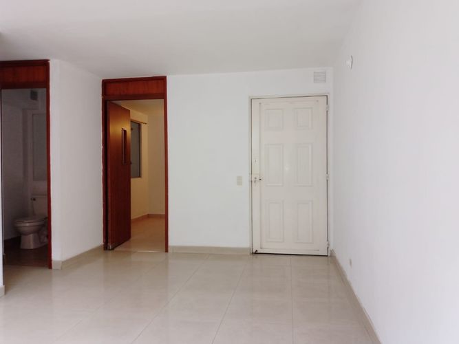 Apartamento de 3 alcobas en venta en Hayuelos, Bogotá, 88 m² · foto 2 de 22