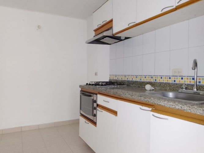 Apartamento de 3 alcobas en venta en Hayuelos, Bogotá, 88 m² · foto 6 de 22