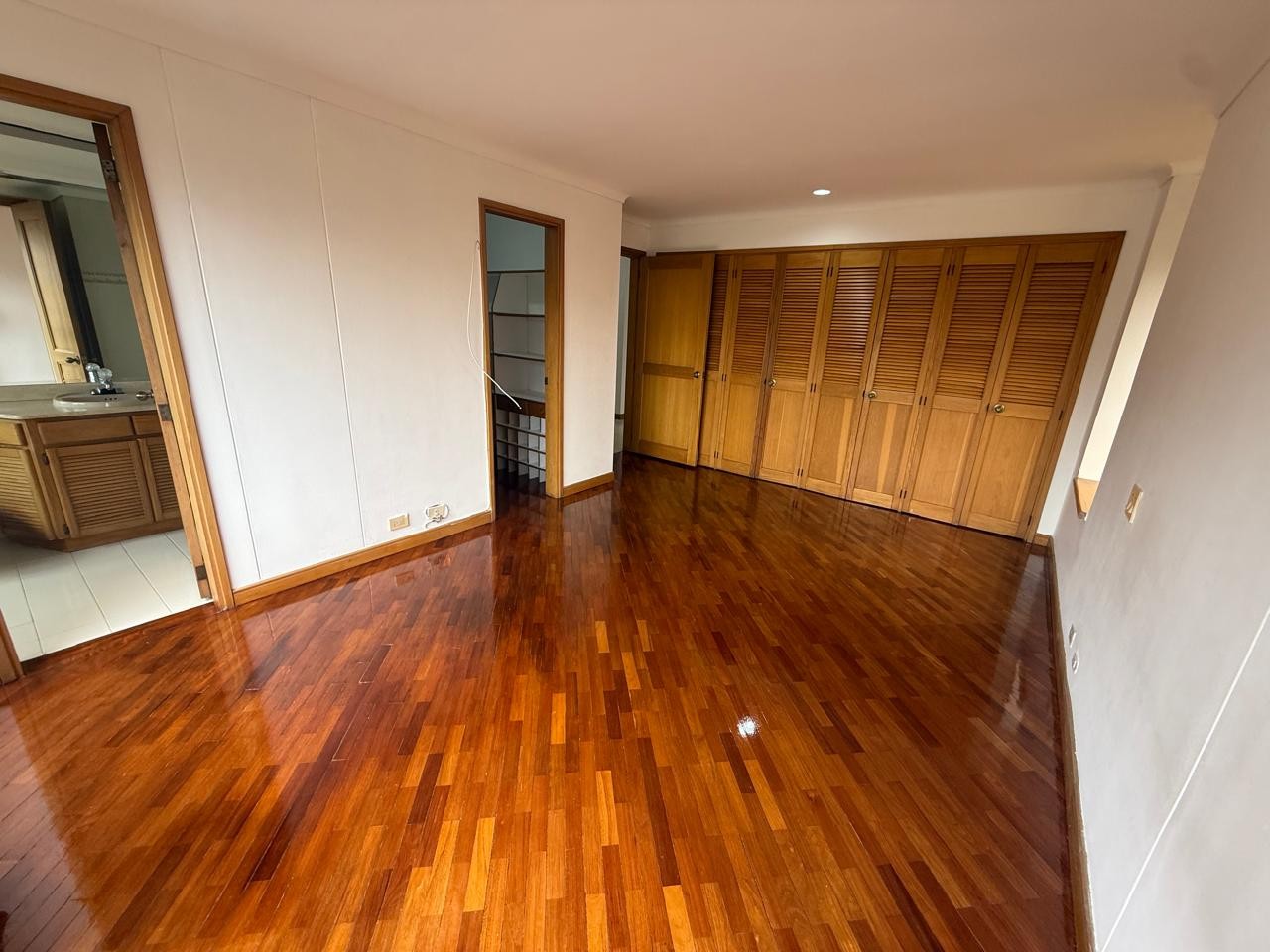 Apartamento en arriendo en San Lucas, Medellín · foto 19 de 20