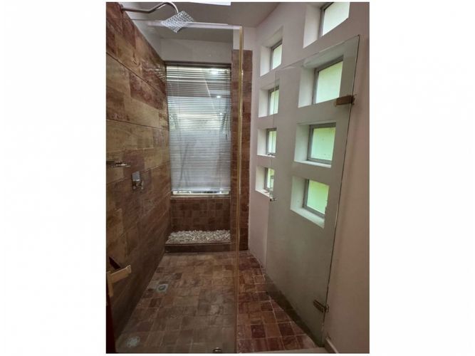 Casa de 6 alcobas en venta en Alfaguara, Jamundí, 662 m² · foto 12 de 24
