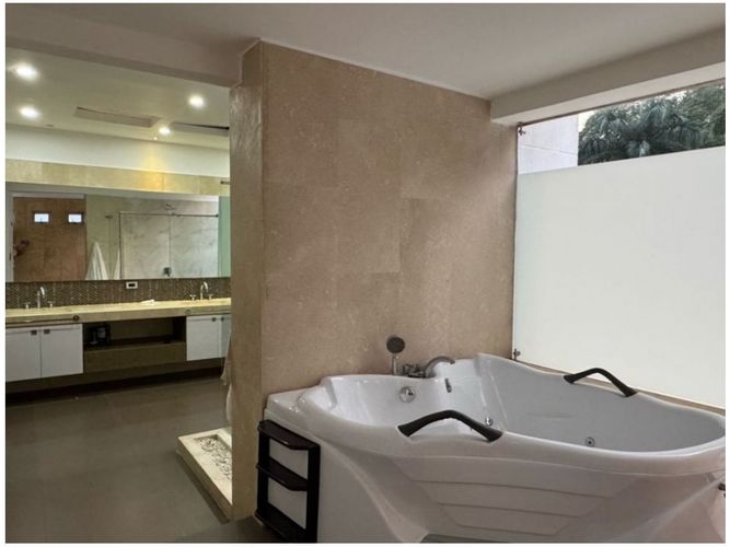 Casa de 6 alcobas en venta en Alfaguara, Jamundí, 662 m² · foto 24 de 24