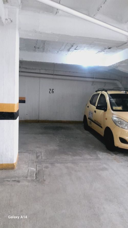 Apartamento de 2 alcobas en venta en Los Cambulos, Cali, 78 m² · foto 14 de 17