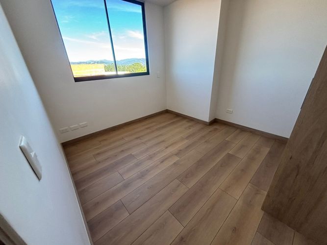 Apartamento de 2 alcobas en arriendo en Rionegro, 63 m² · foto 5 de 7