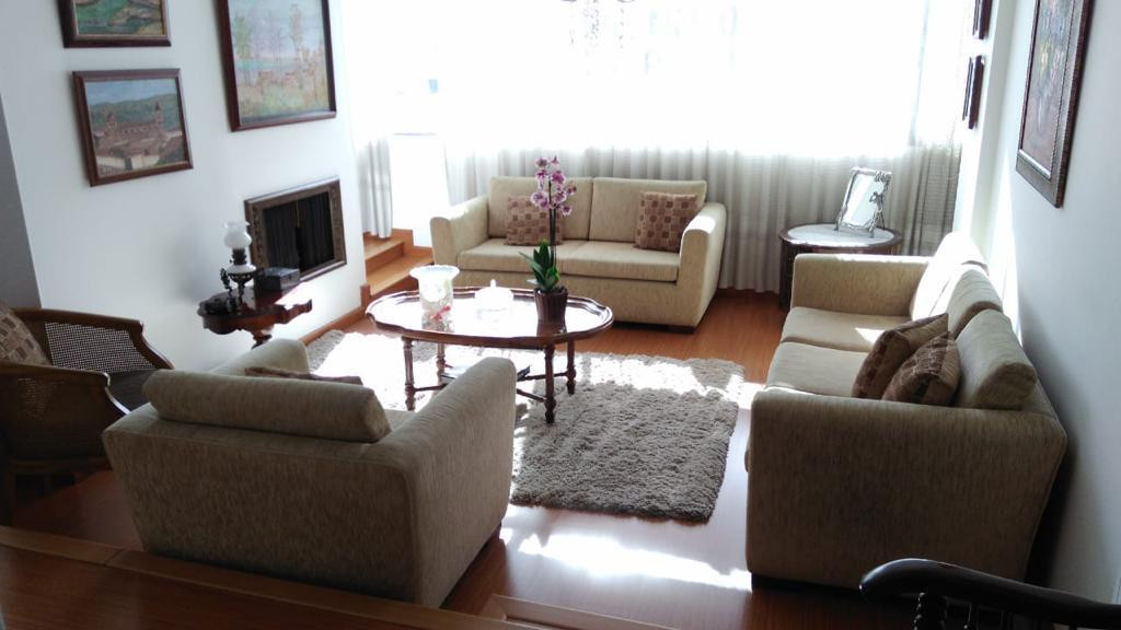 Apartamento en venta en Santa Barbara Central, Bogotá · foto 2 de 16