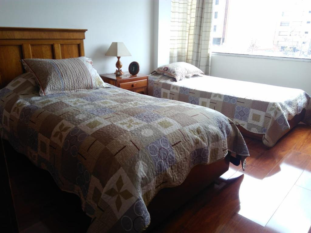 Apartamento en venta en Santa Barbara Central, Bogotá · foto 4 de 16