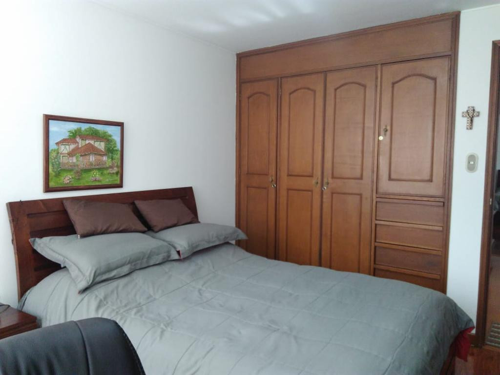 Apartamento en venta en Santa Barbara Central, Bogotá · foto 7 de 16