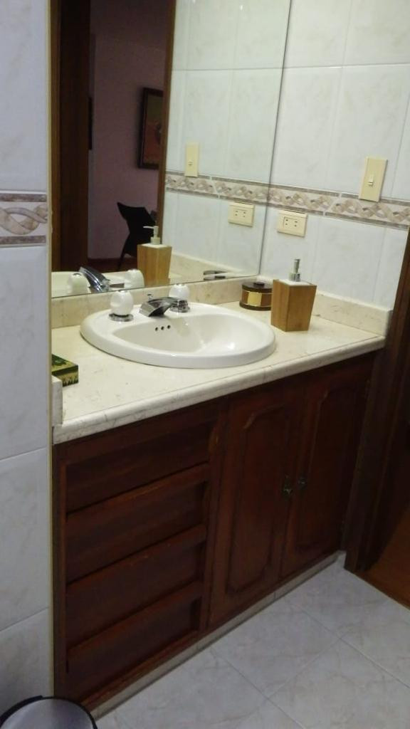 Apartamento en venta en Santa Barbara Central, Bogotá · foto 10 de 16