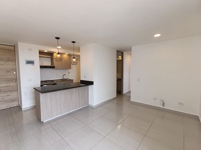 Apartamento de 3 alcobas en arriendo en El Porvenir, Rionegro, 55 m² · foto 2 de 14