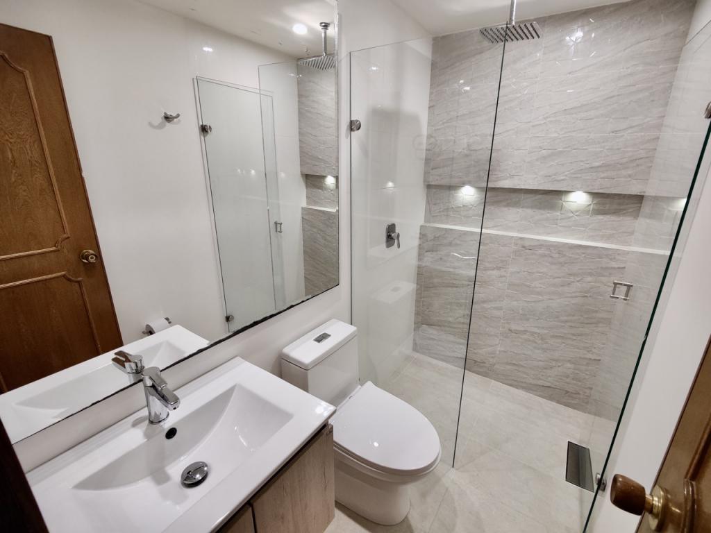 Apartamento en venta en Chicó Reservado, Bogotá · foto 8 de 15