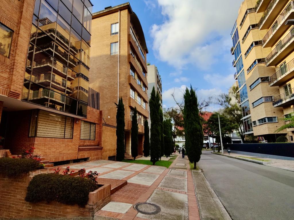 Apartamento en venta en Chicó Reservado, Bogotá · foto 15 de 15