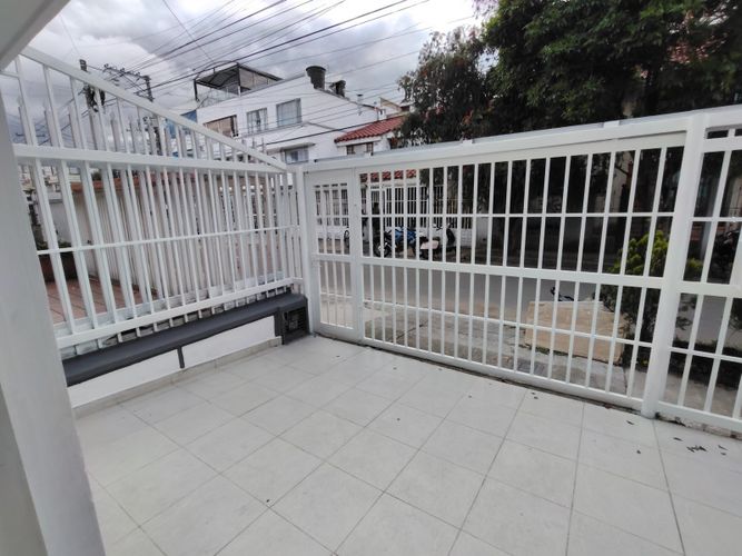 Casa en venta en Normandia Occidental, Bogotá · foto 4 de 24