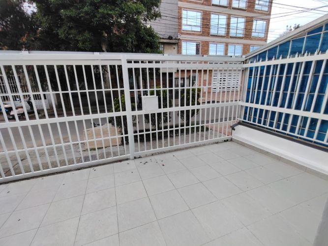 Casa en venta en Normandia Occidental, Bogotá · foto 5 de 24