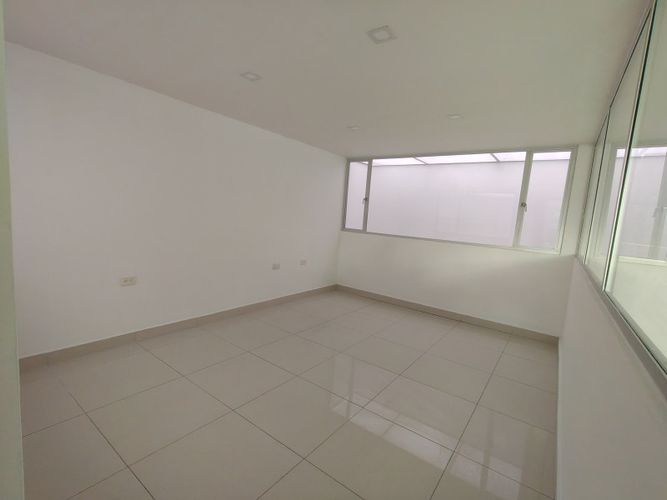 Casa en venta en Normandia Occidental, Bogotá · foto 21 de 24