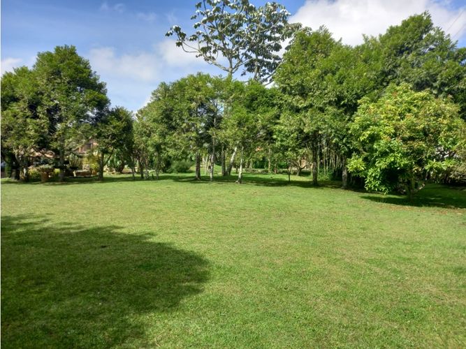 Casa de 3 alcobas en venta en Las Palmas, Envigado, 500 m² · foto 3 de 16