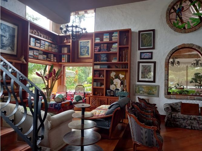 Casa de 3 alcobas en venta en Las Palmas, Envigado, 500 m² · foto 10 de 16