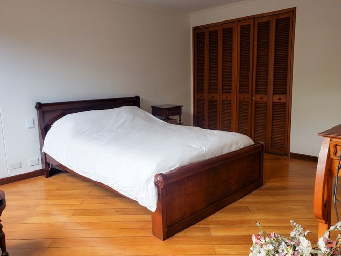 Apartamento de 3 alcobas en arriendo en Los Balsos, Medellín, 255 m² · foto 5 de 20