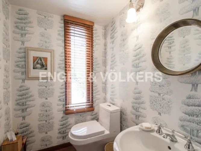 Casa de 4 alcobas en venta en Los Rosales, Bogotá, 591 m² · foto 23 de 24
